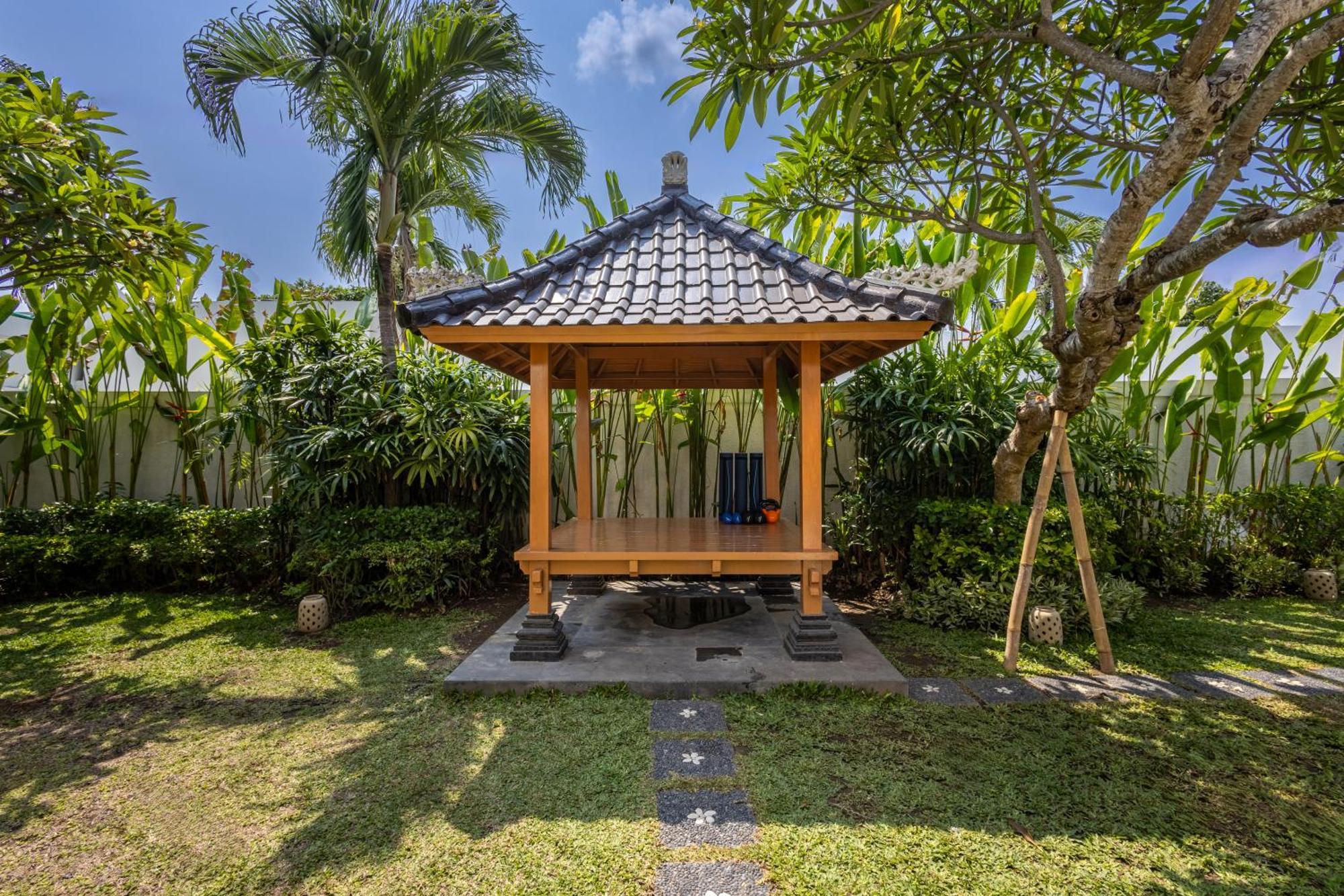 Kalm Bali Hotel Canggu  Luaran gambar